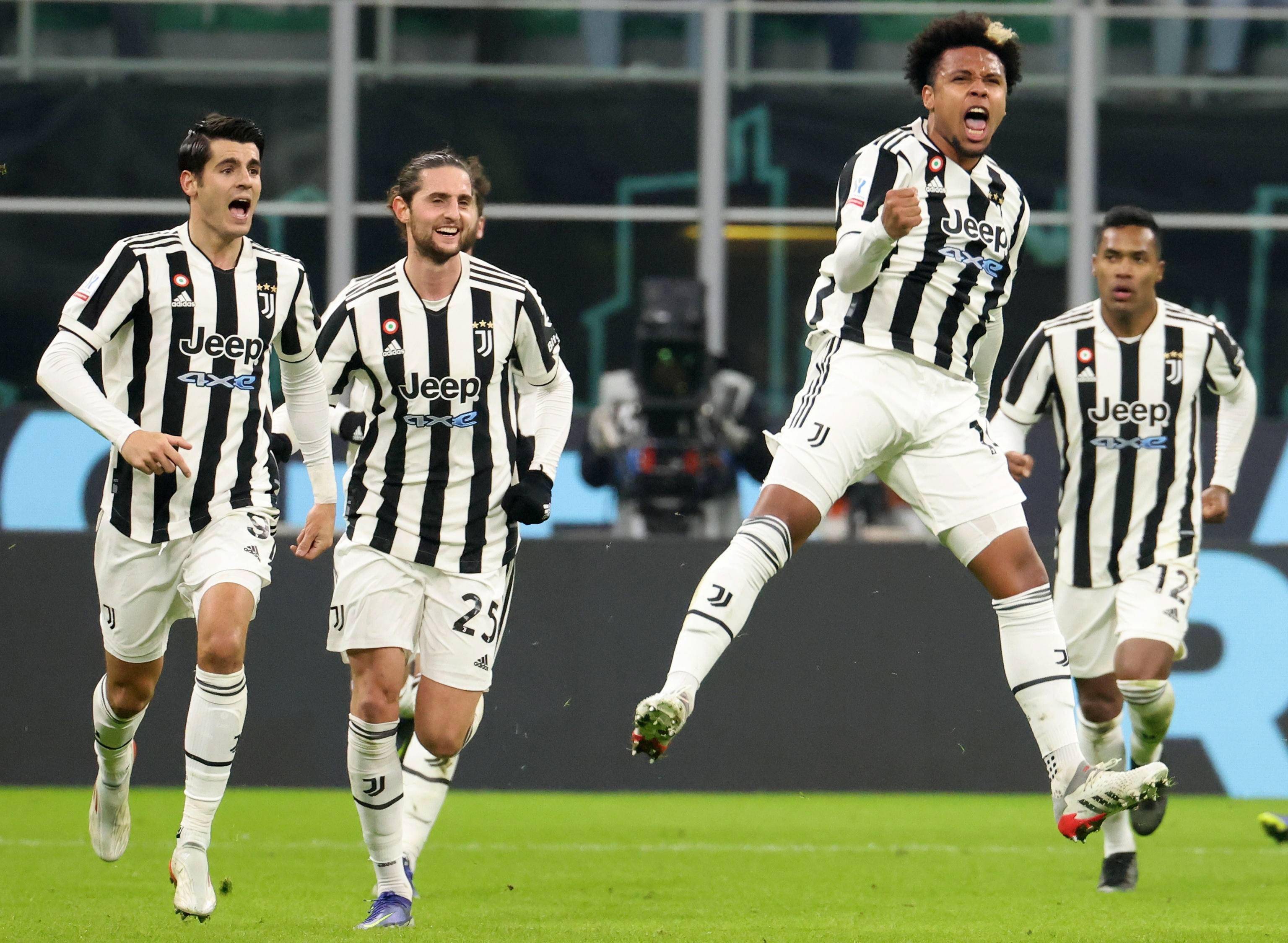 频繁使用挥舞魔杖的庆祝动作，土耳其前锋被华纳兄弟起诉