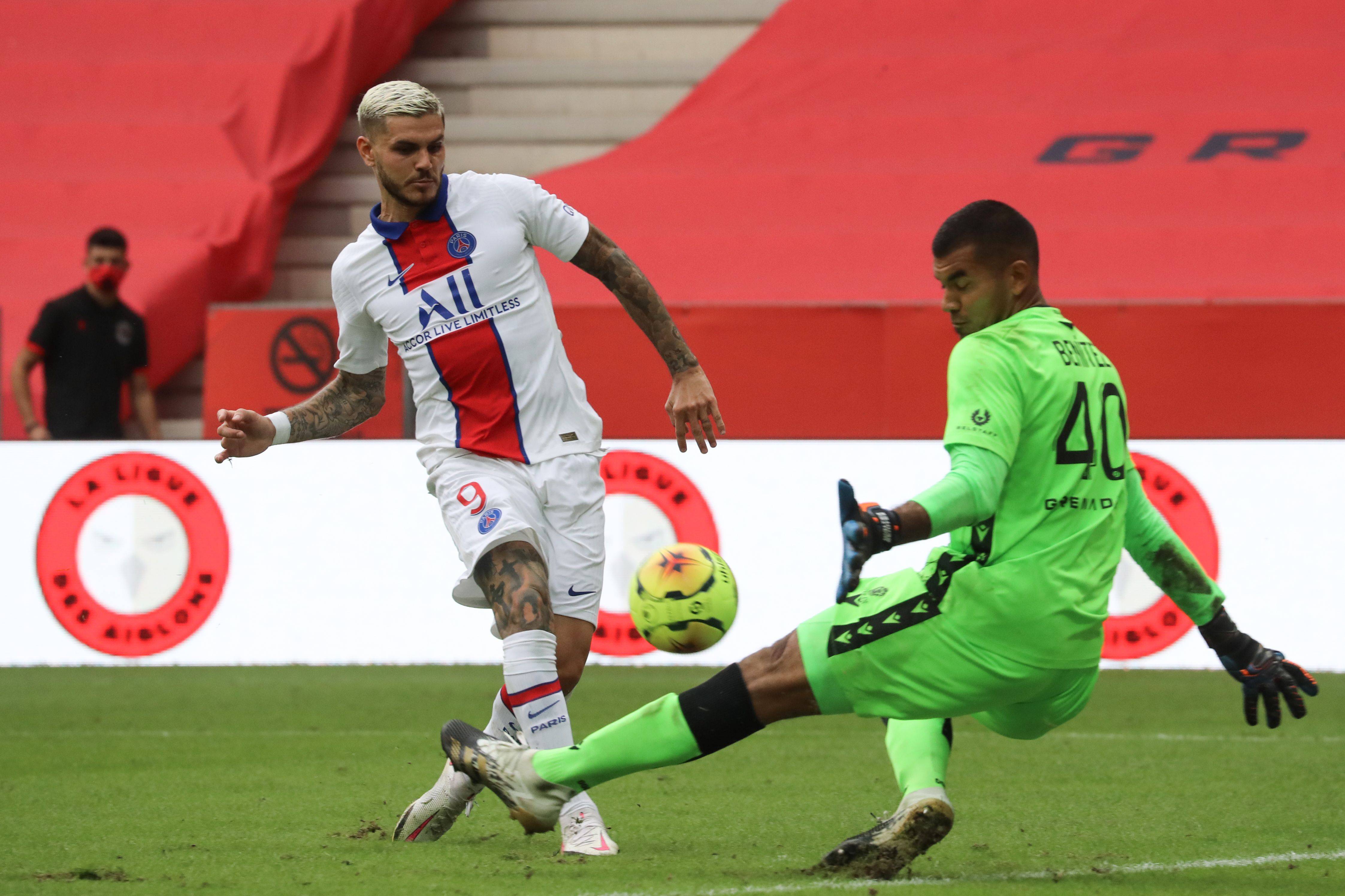 爽看，安菲尔德的观众凭一张门票能看两场红军vs毕包的友谊赛