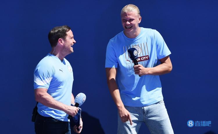 因抱怨染黄，内马尔：裁判不仅水平差，傲慢的态度也令人作呕