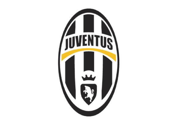 法兰克福主帅：因头球输比赛令人懊恼，遗憾上半场没进第二球